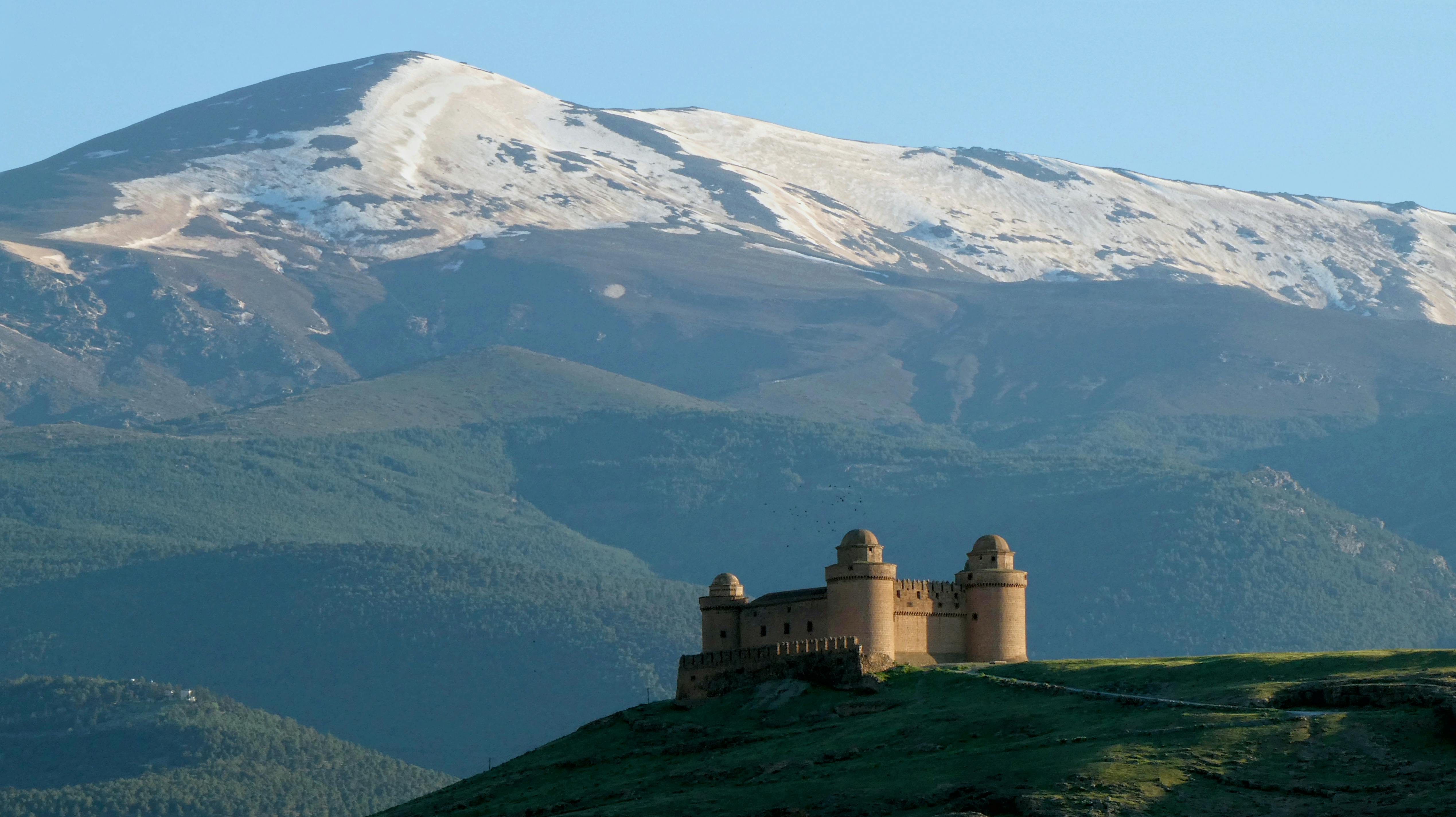 Castillos de Granada: la ruta que conecta la Alhambra con la provincia episode artwork