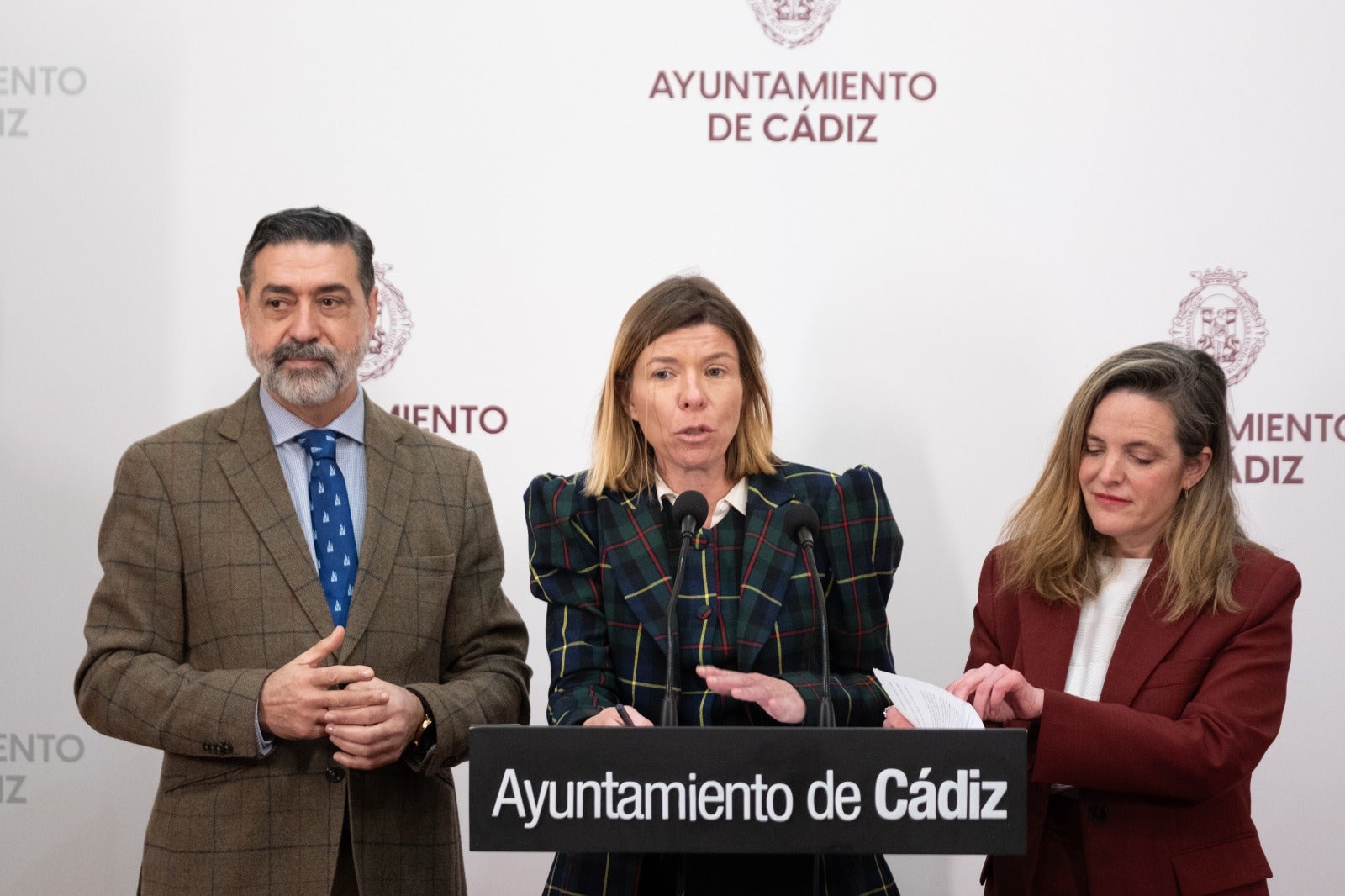 Cádiz presenta ‘Cuaresma para los Sentidos’, un programa cultural que aune música, palabra, patrimonio y gastronomía Cádiz presenta ‘Cuaresma para los Sentidos’, un programa cultural que aune música, palabra, patrimonio y gastronomía