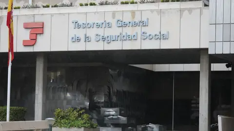Entrada a una oficina de la Tesorería General de la Seguridad Social. Entrada a una oficina de la Tesorería General de la Seguridad Social.