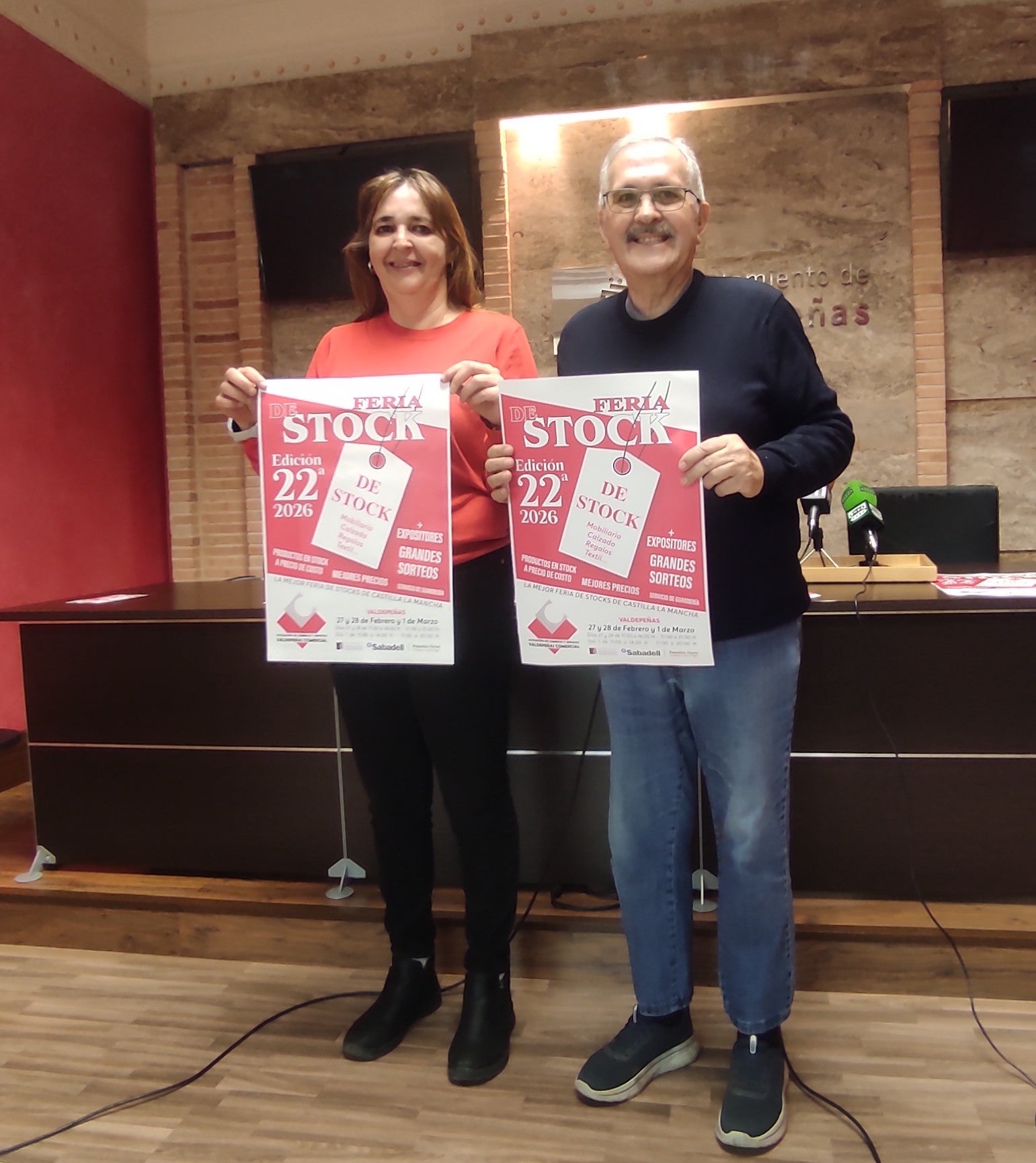 Cuarenta expositores llevarán sus productos a la 22ª Feria del Stock de Valdepeñas Cuarenta expositores llevarán sus productos a la 22ª Feria del Stock de Valdepeñas