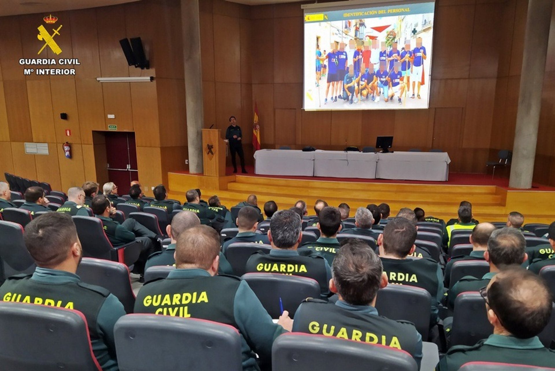Medio centenar de agentes de la Guardia Civil en Extremadura se forman como delegados gubernativos en festejos taurinos Medio centenar de agentes de la Guardia Civil en Extremadura se forman como delegados gubernativos en festejos taurinos