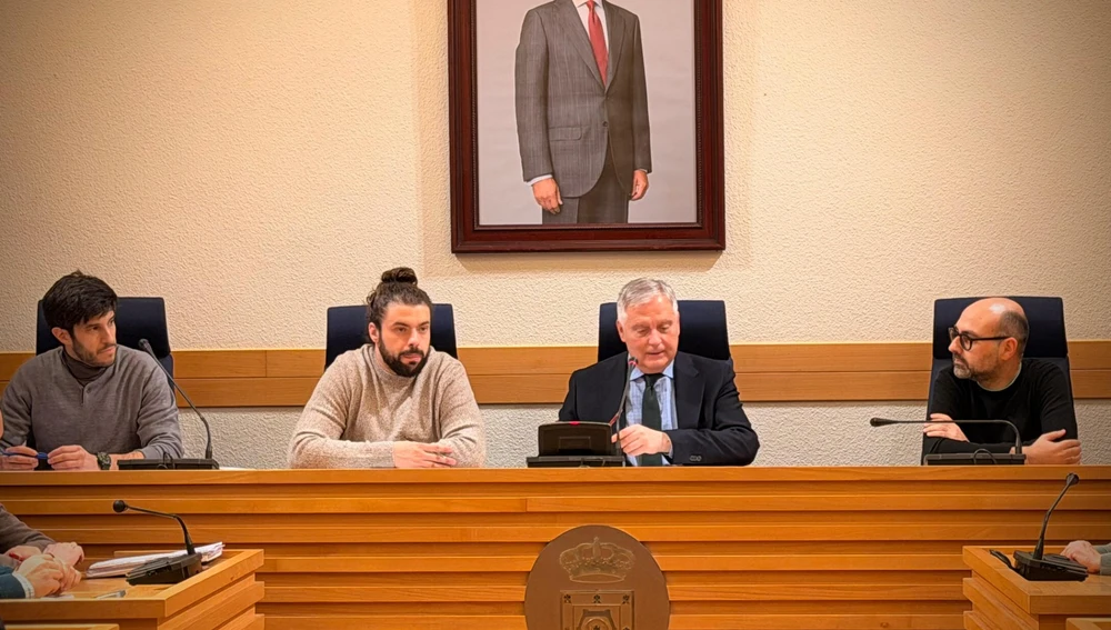 El alcalde, Francisco Cañizares, ha presidido la reunión El alcalde, Francisco Cañizares, ha presidido la reunión