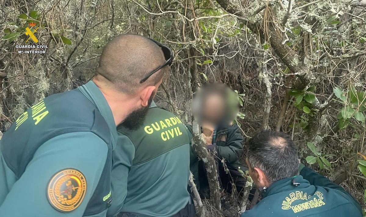 El hombre rescatado en Cerezal presentaba signos de hipotermia pero se encontraba en "buen estado" El hombre rescatado en Cerezal presentaba signos de hipotermia pero se encontraba en "buen estado"