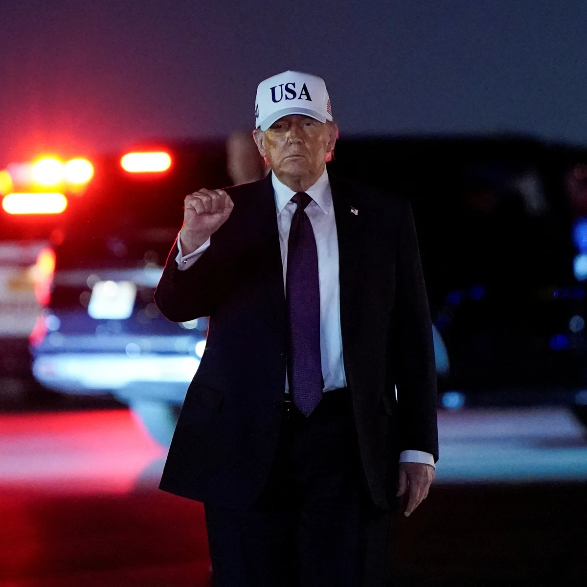 Trump llama al pueblo iraní a tomar el control del país y advierte: "Irán nunca tendrá un arma nuclear" | Onda Cero Radio