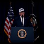 Trump llama a los iraníes a tomar el control del país y advierte: "Irán nunca tendrá un arma nuclear" Trump llama a los iraníes a tomar el control del país y advierte: "Irán nunca tendrá un arma nuclear"