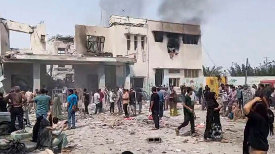 Captura del video de los momentos posteriores al bombardeo en la ciudad de Minab (Ir&aacute;n).
