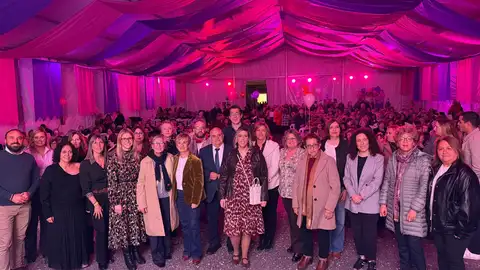 Más de 600 mujeres de la Marina Baixa se reunieron para conmemorar el Día Internacional de la Mujer Más de 600 mujeres de la Marina Baixa se reunieron para conmemorar el Día Internacional de la Mujer