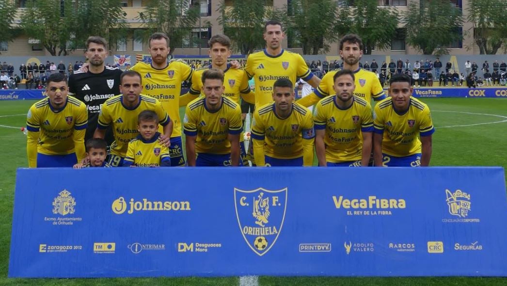 El Orihuela CF perdió ante el líder Rayo Majadahonda (2-3) pese a jugar 70 minutos con superioridad numérica El Orihuela CF perdió ante el líder Rayo Majadahonda (2-3) pese a jugar 70 minutos con superioridad numérica