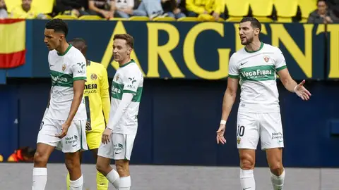 Álvaro Rodríguez, Marc Aguado y Rafa Mir, en el Villarreal-Elche. Álvaro Rodríguez, Marc Aguado y Rafa Mir, en el Villarreal-Elche.
