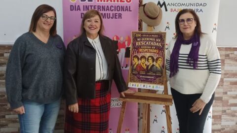 La Mancomunidad Bajo Segura recupera la memoria de Las Sinsombrero con su campaña por el Día de la Mujer La Mancomunidad Bajo Segura recupera la memoria de Las Sinsombrero con su campaña por el Día de la Mujer