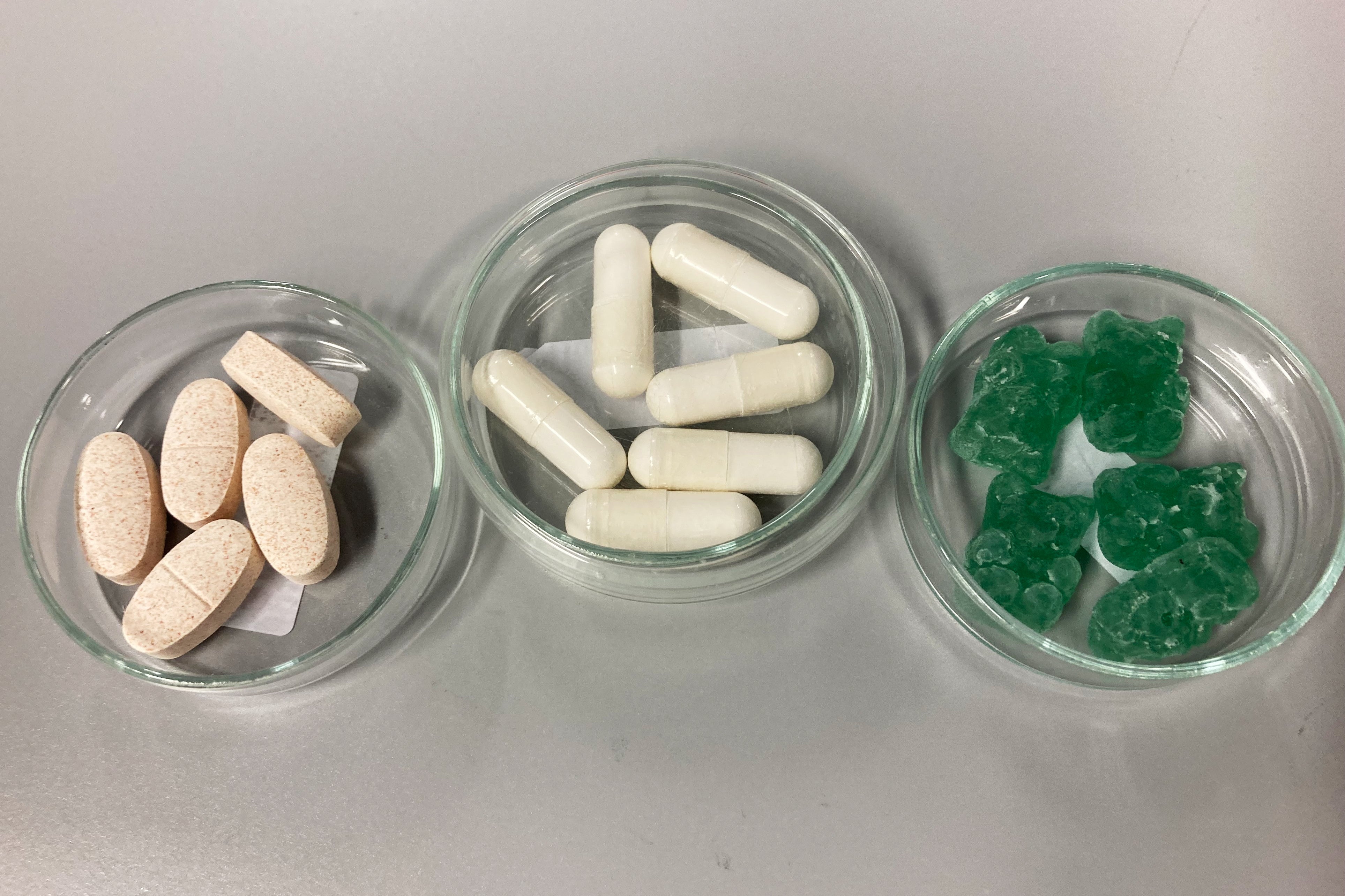 La mayoría de los suplementos son innecesarios, posiblemente peligrosos y mueven un gran negocio La mayoría de los suplementos son innecesarios, posiblemente peligrosos y mueven un gran negocio