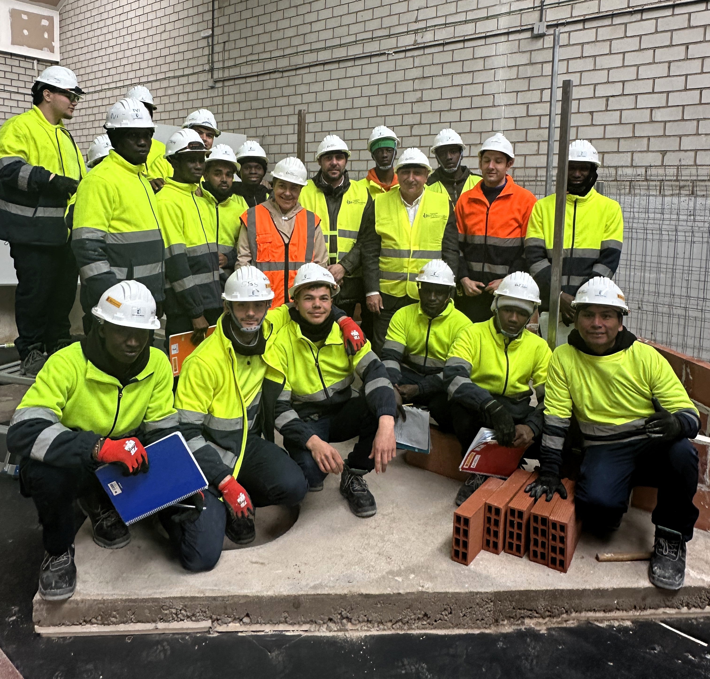 838 personas desempleadas aprenden oficios con escasez de mano de obra 838 personas desempleadas aprenden oficios con escasez de mano de obra