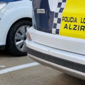 La Policía Local de Alzira frustra varios robos en vehículos y detiene a cuatro personas