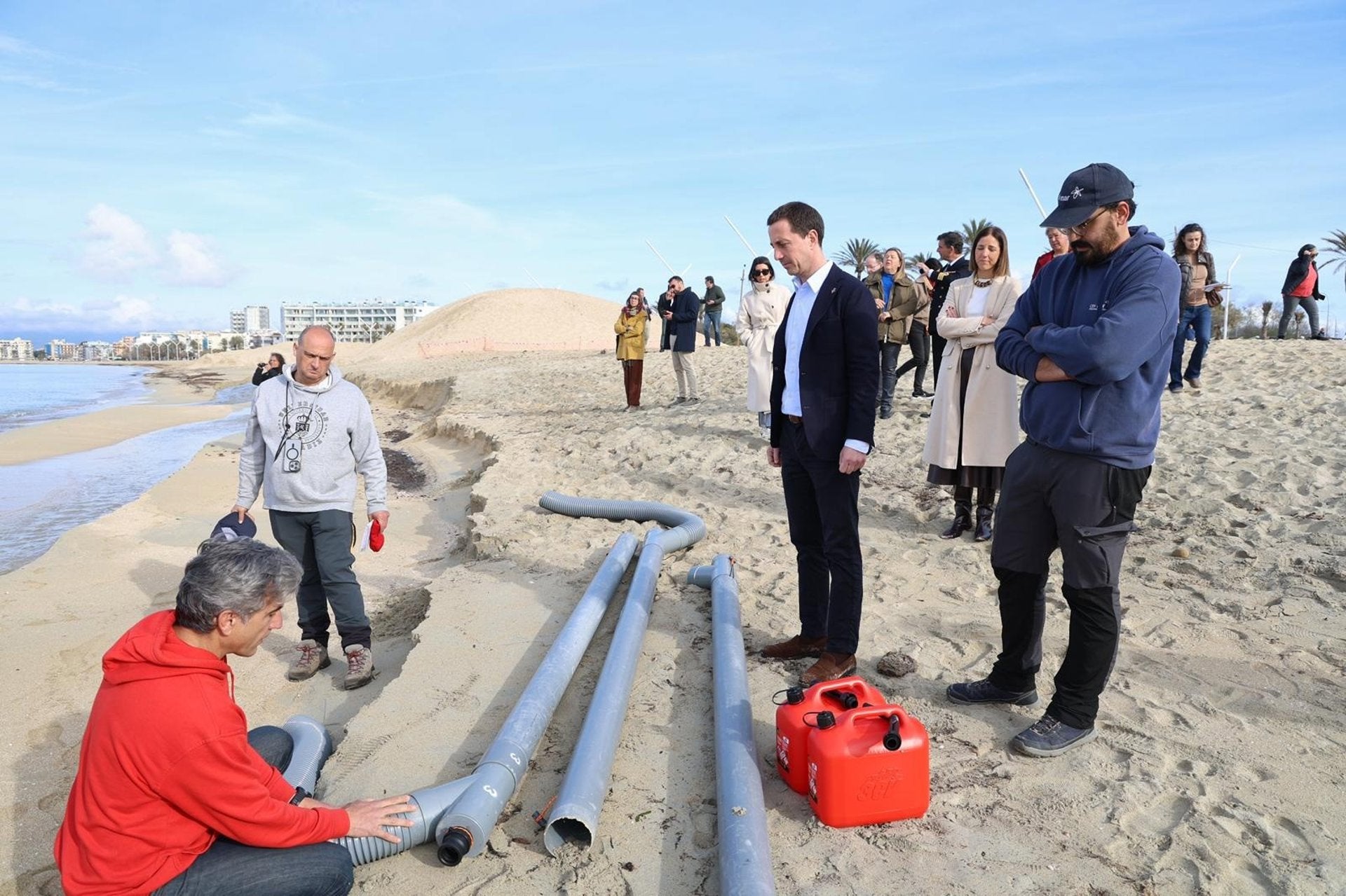 El Consell de Mallorca inicia la extracción del pecio de Ses Fontanelles El Consell de Mallorca inicia la extracción del pecio de Ses Fontanelles