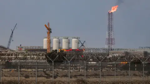 Triple ultimátum energético: cómo Rusia, China y Trump ponen a prueba a Europa Triple ultimátum energético: cómo Rusia, China y Trump ponen a prueba a Europa