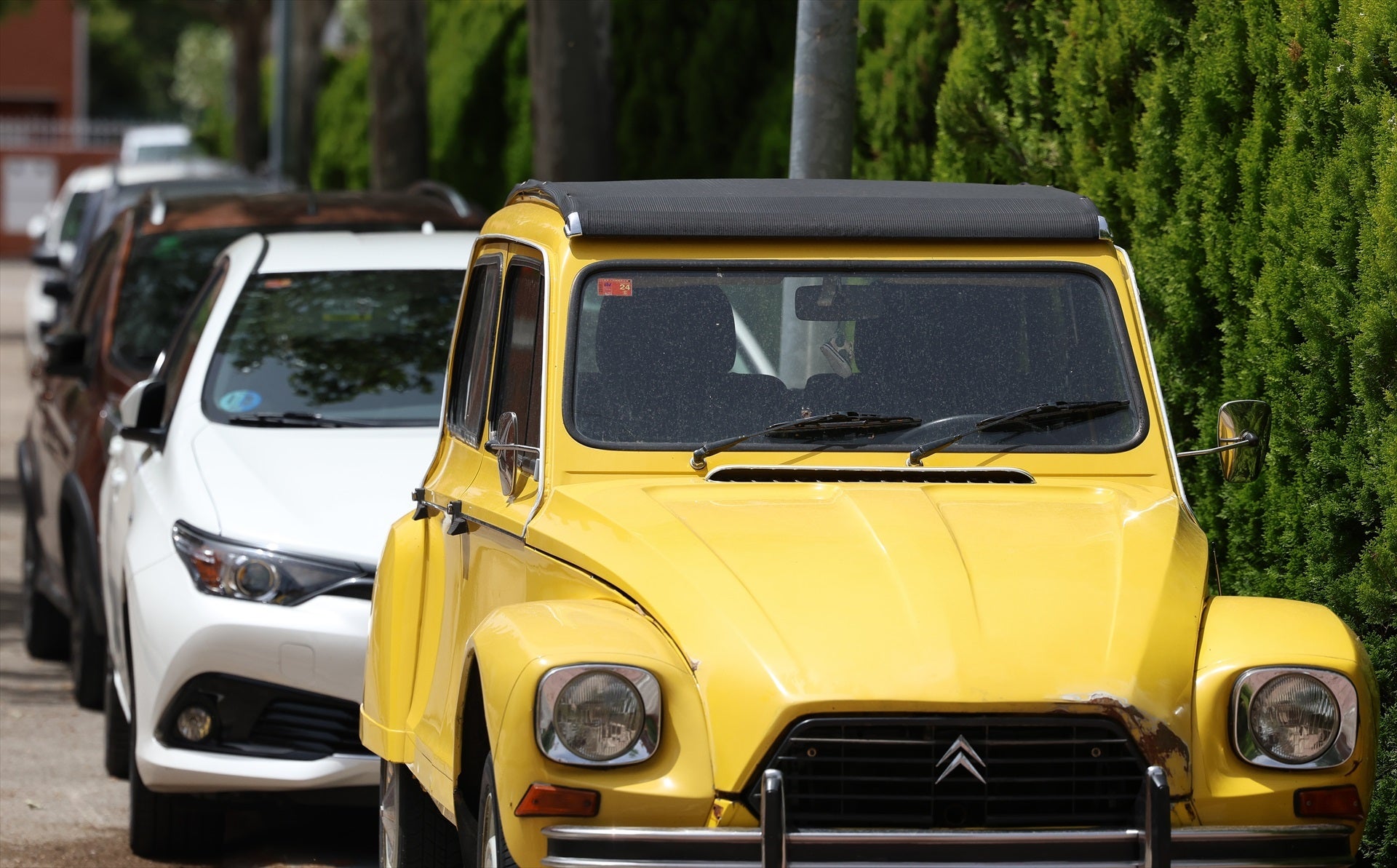 Madrid permitirá circular a coches sin etiqueta: cuándo entra en vigor el cambio y qué vehículos podrán desplazarse por la ciudad Madrid permitirá circular a coches sin etiqueta: cuándo entra en vigor el cambio y qué vehículos podrán desplazarse por la ciudad