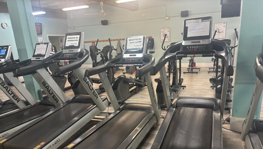 Máquinas de gimnasio averiadas Máquinas de gimnasio averiadas
