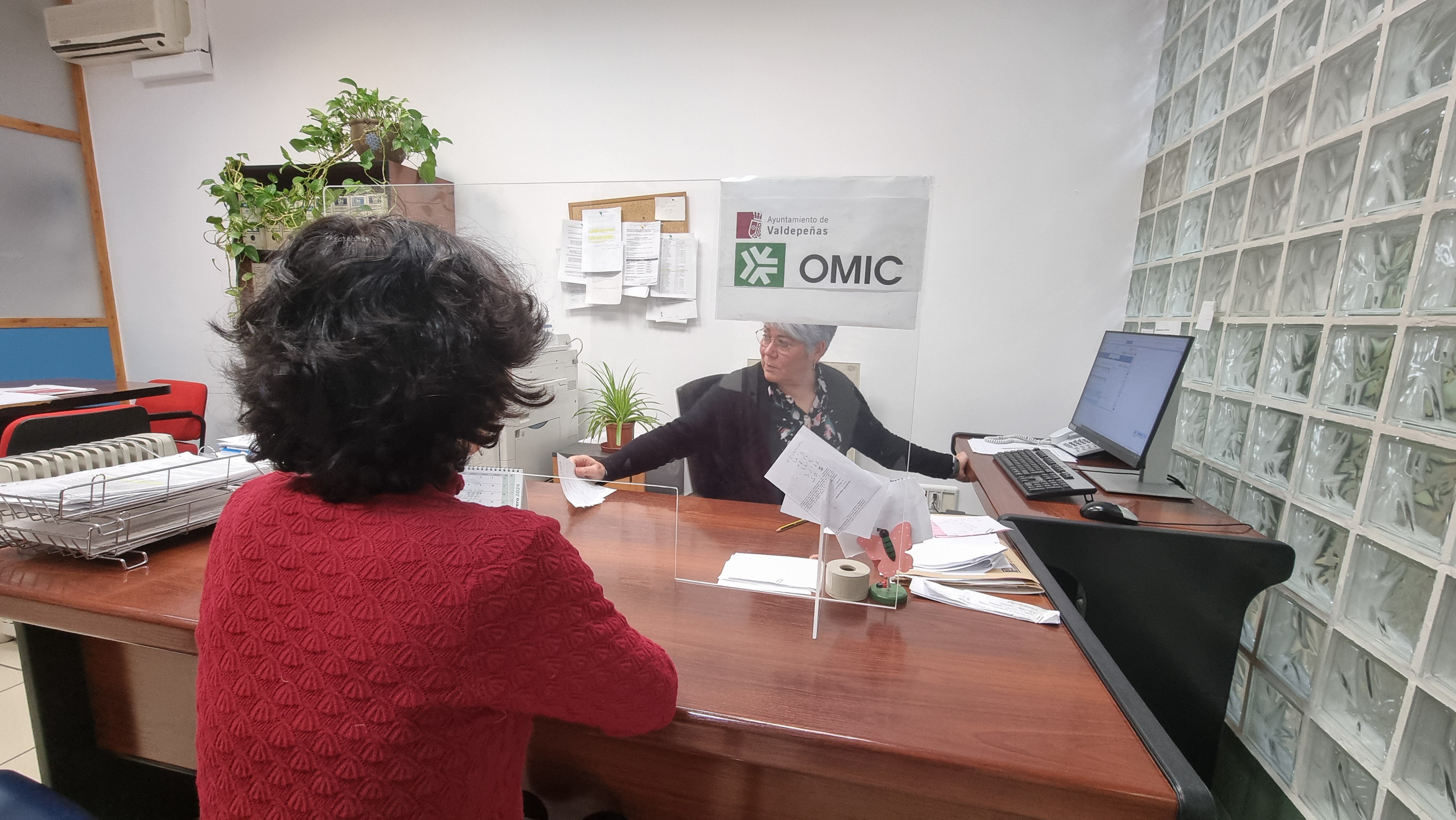 La OMIC de Valdepeñas gestiona favorablemente el 76% de las reclamaciones de los consumidores La OMIC de Valdepeñas gestiona favorablemente el 76% de las reclamaciones de los consumidores