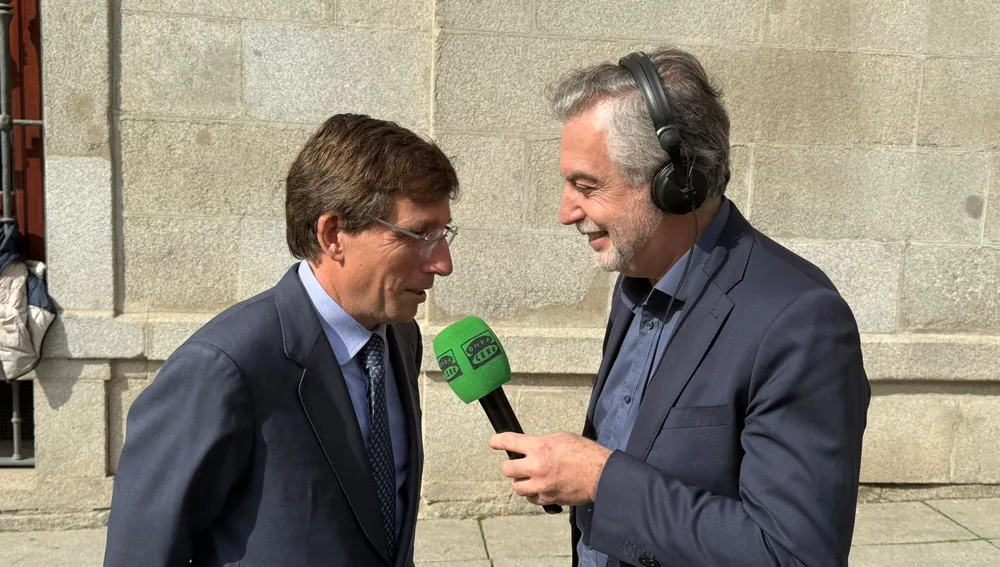 Carlos Martínez con José Luis Martínez Almeida Carlos Martínez con José Luis Martínez Almeida