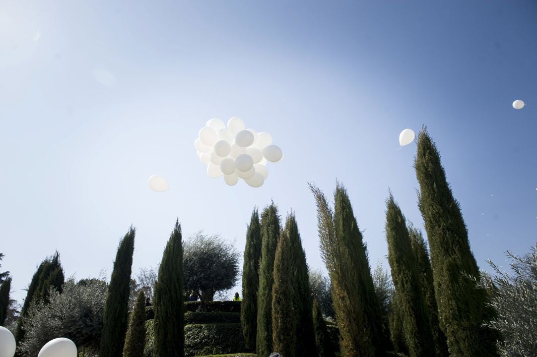 Imagen de archivo de un homenaje a las víctimas de los atentados del 11 de marzo de 2004, en el Bosque del Recuerdo Imagen de archivo de un homenaje a las víctimas de los atentados del 11 de marzo de 2004, en el Bosque del Recuerdo