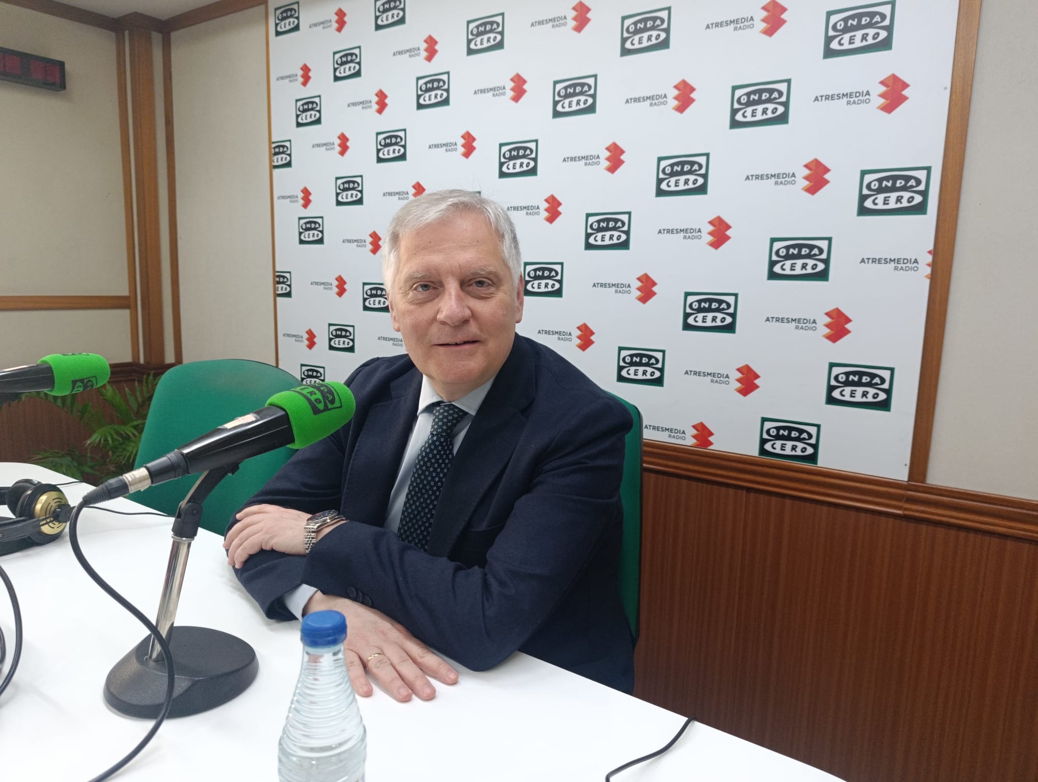 Cañizares, alcalde de Ciudad Real: "Con respeto y educación, pero también con claridad, pido a la ministra que revise el precio del suelo del polígono SEPES” Cañizares, alcalde de Ciudad Real: "Con respeto y educación, pero también con claridad, pido a la ministra que revise el precio del suelo del polígono SEPES”