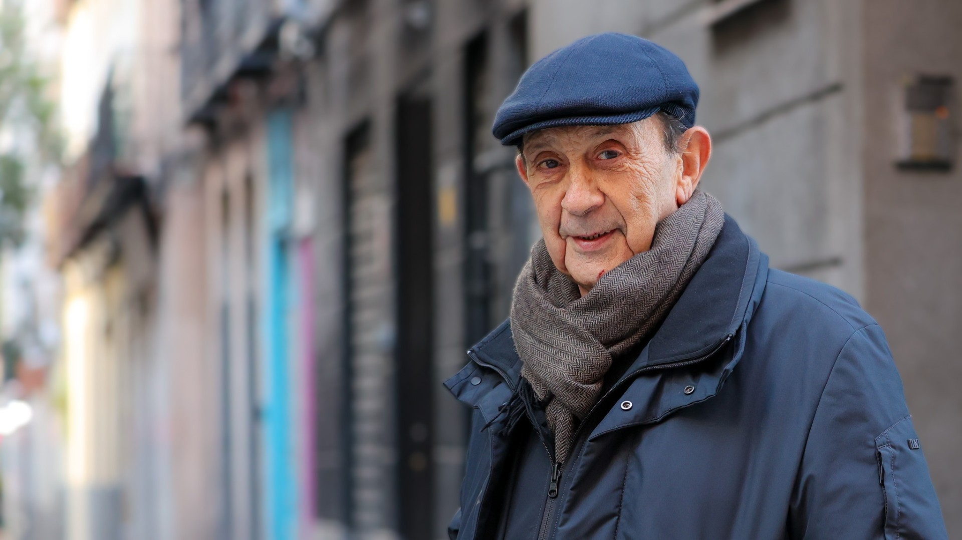 El escritor Pepe Ribas presenta en Mérida su último libro: "Muchas veces la gente joven se suma a la extrema derecha y no comprende la lucha que hubo" El escritor Pepe Ribas presenta en Mérida su último libro: "Muchas veces la gente joven se suma a la extrema derecha y no comprende la lucha que hubo"