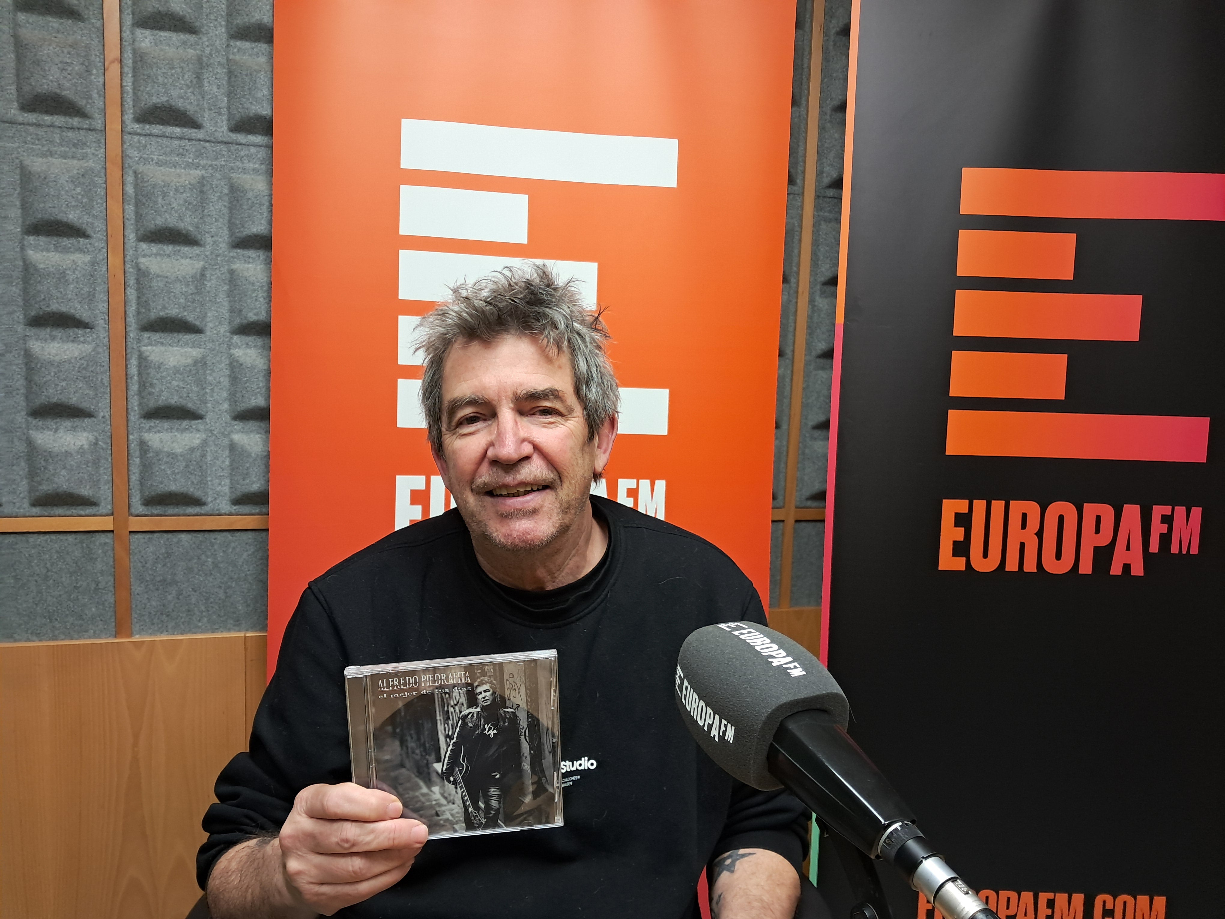 Alfredo Piedrafita presenta 'El mejor de tus días', mucho más que caras B de Barricada Alfredo Piedrafita presenta 'El mejor de tus días', mucho más que caras B de Barricada