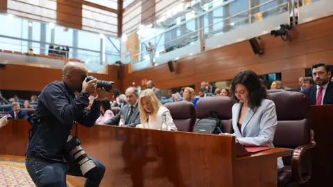 Ayuso reprocha a Sánchez ausentarse de los actos del 11M Ayuso reprocha a Sánchez ausentarse de los actos del 11M