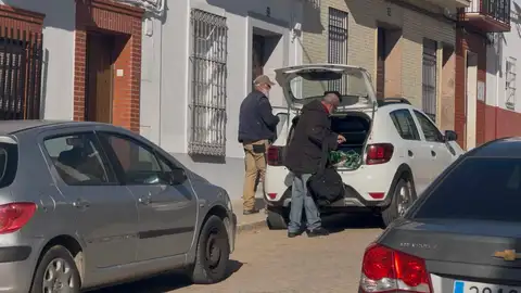 Los dos hermanos de Hornachos (Badajoz) investigados en relación con el crimen de Francisca Cadenas. Los dos hermanos de Hornachos (Badajoz) investigados en relación con el crimen de Francisca Cadenas.