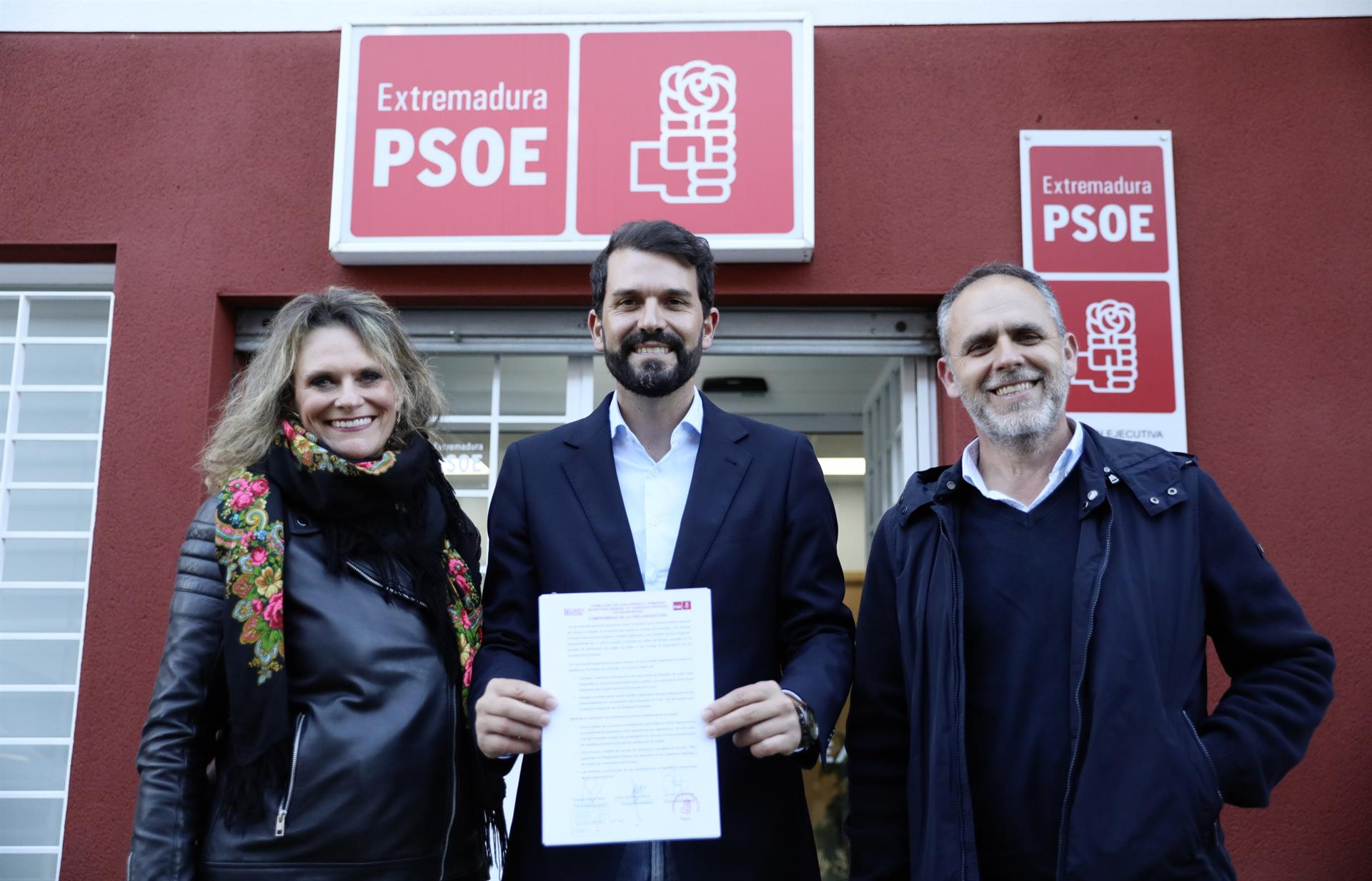 Cotrina dice que peleará por una "candidatura de unidad" para la Secretaría General de PSOE de Extremadura Cotrina dice que peleará por una "candidatura de unidad" para la Secretaría General de PSOE de Extremadura