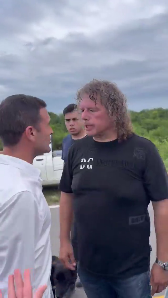 El vídeo de la terrible agresión a un diputado de Milei: "Esperamos que la Justicia actúe" El vídeo de la terrible agresión a un diputado de Milei: "Esperamos que la Justicia actúe"