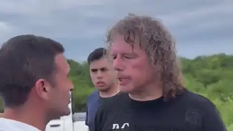 El vídeo de la terrible agresión a un diputado de Milei: "Esperamos que la Justicia actúe" El vídeo de la terrible agresión a un diputado de Milei: "Esperamos que la Justicia actúe"