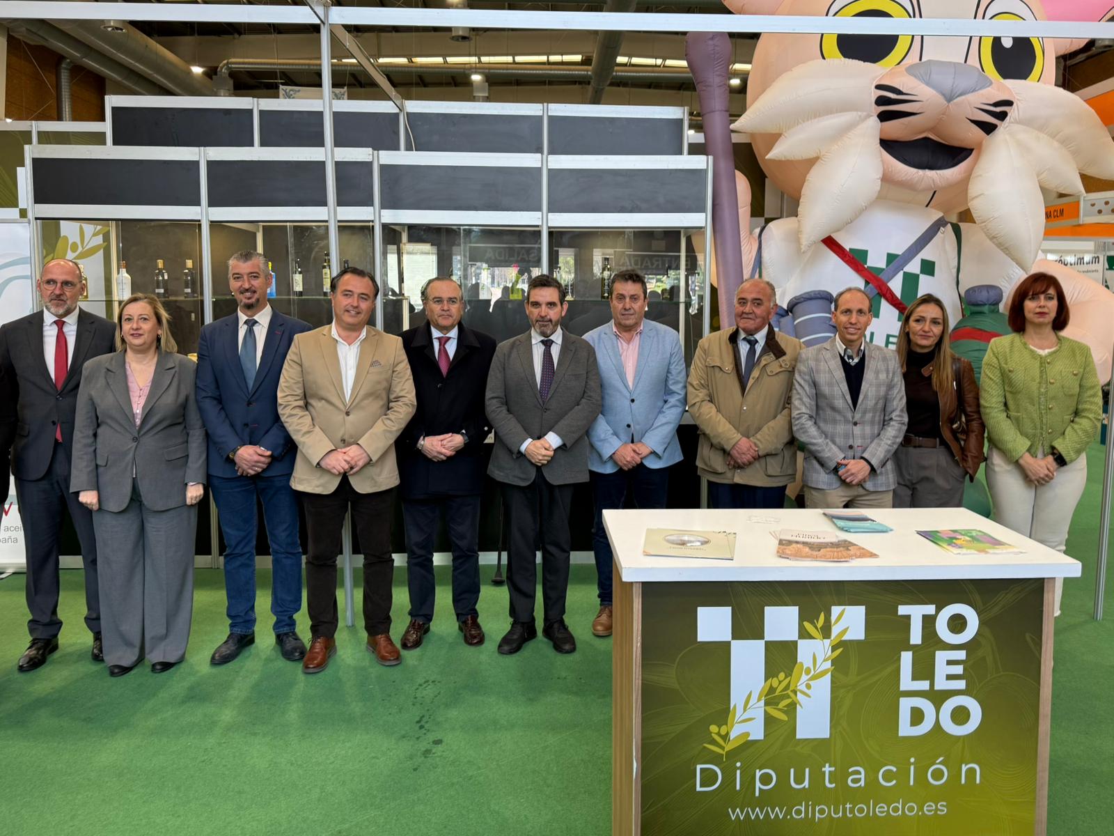 Diputación respalda la feria 'AOVE & Nuts Experience' en Talavera Diputación respalda la feria 'AOVE & Nuts Experience' en Talavera