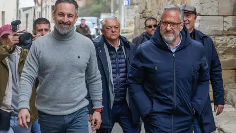 Abascal, junto al candidato de Vox en las elecciones de Castilla y León, Carlos Pollán Abascal, junto al candidato de Vox en las elecciones de Castilla y León, Carlos Pollán