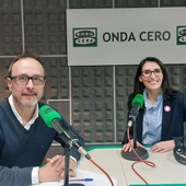 Rosa Crujeiras, será la primera rectora de la historia de la USC en Onda Cero: "Estoy muy feliz, muy orgullosa y con mucha responsabilidad, es un momento histórico" Rosa Crujeiras, será la primera rectora de la historia de la USC en Onda Cero: "Estoy muy feliz, muy orgullosa y con mucha responsabilidad, es un momento histórico"
