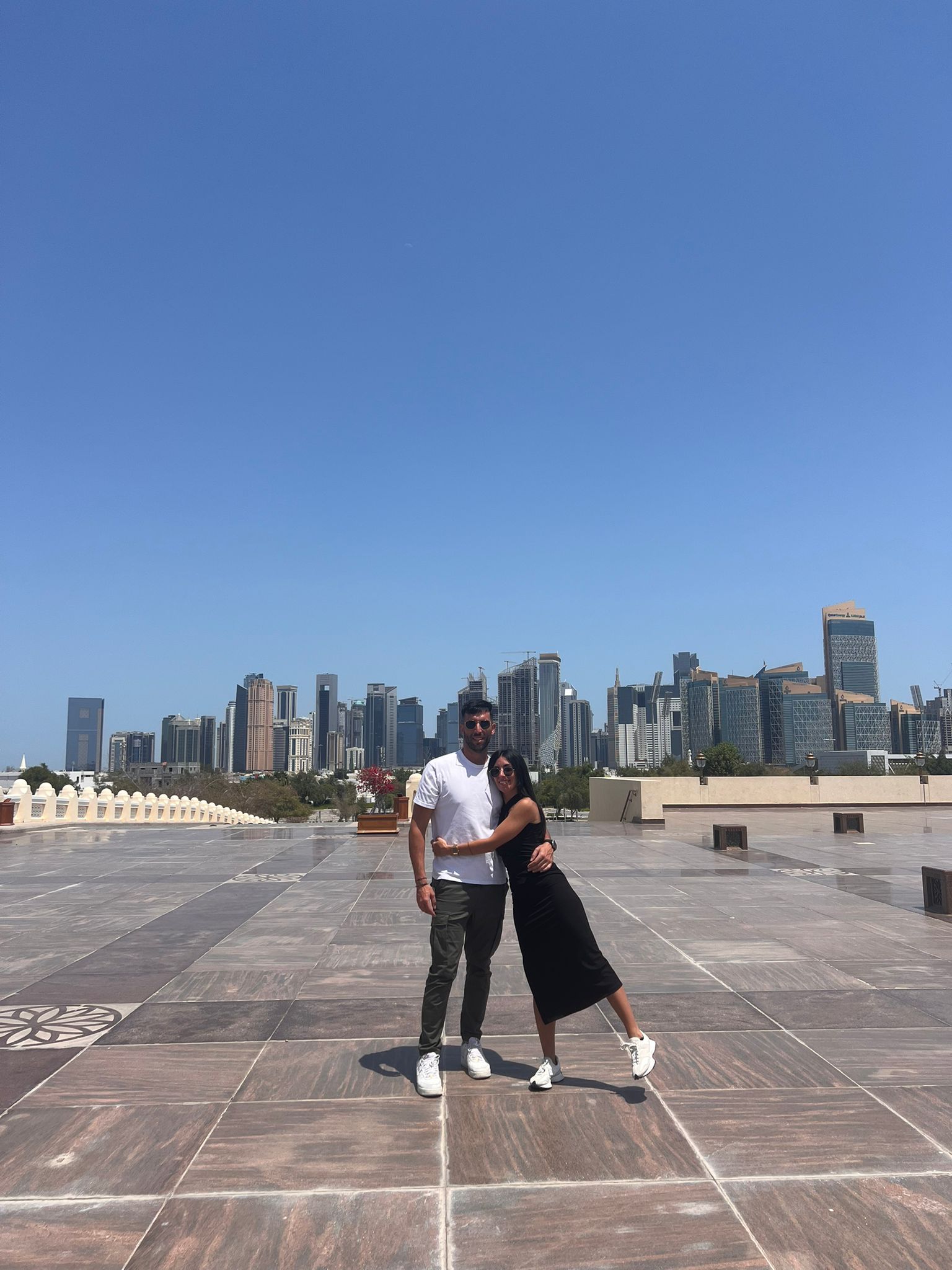 Miguel Ángel Cobos, de Santa Cruz de Mudela, nos cuenta cómo vive la tensión en Qatar por el conflicto en Irán Miguel Ángel Cobos, de Santa Cruz de Mudela, nos cuenta cómo vive la tensión en Qatar por el conflicto en Irán