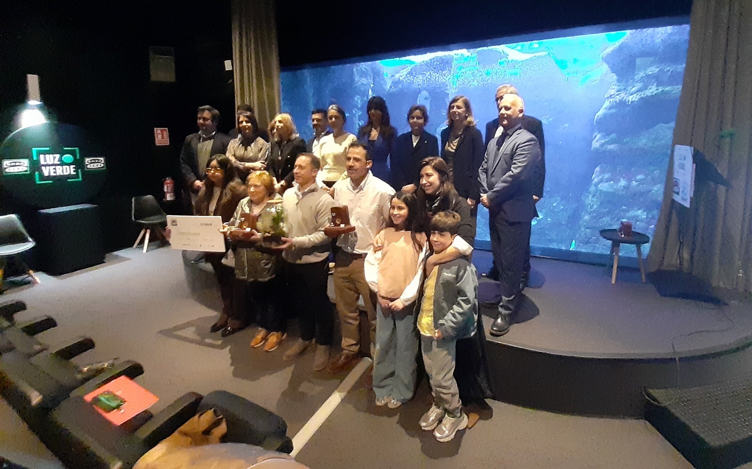 La Newyorkina y Los Caserinos reciben sus galardones en el Bioparc Acuario de Gijón La Newyorkina y Los Caserinos reciben sus galardones en el Bioparc Acuario de Gijón