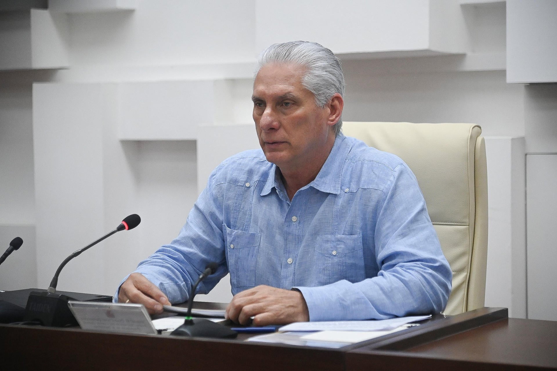 Cuba confirma conversaciones con Estados Unidos para "buscar una salida" a la crisis provocada por las amenazas de Trump Cuba confirma conversaciones con Estados Unidos para "buscar una salida" a la crisis provocada por las amenazas de Trump