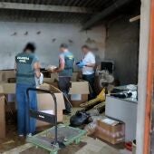 Agentes de la Guardia Civil en el operativo contra la red de contrabando.