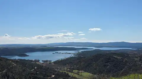 Malestar en los municipios ribereños por el primer macrotrasvase del año Malestar en los municipios ribereños por el primer macrotrasvase del año