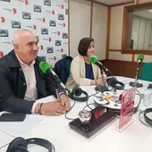 Emilio Cepeda y Lola Ruiz de la Hermosa durante la entrevista Emilio Cepeda y Lola Ruiz de la Hermosa durante la entrevista
