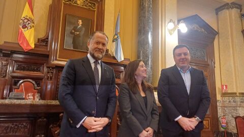 Juan Carlos Esctotet, Inés Rey y Valentín González Formoso Juan Carlos Esctotet, Inés Rey y Valentín González Formoso