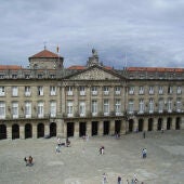 El Gobierno compostelano defiende que lo "más valiente y responsable" es avanzar en el modelo de gestión del agua