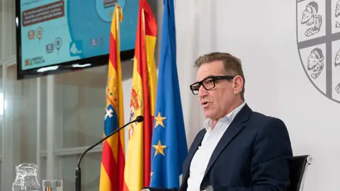 La IA se utilizará por primera vez en el proceso de escolarización El director general de Planificación, Luis Mallada, lanza un mensaje de tranquilidad a las familias