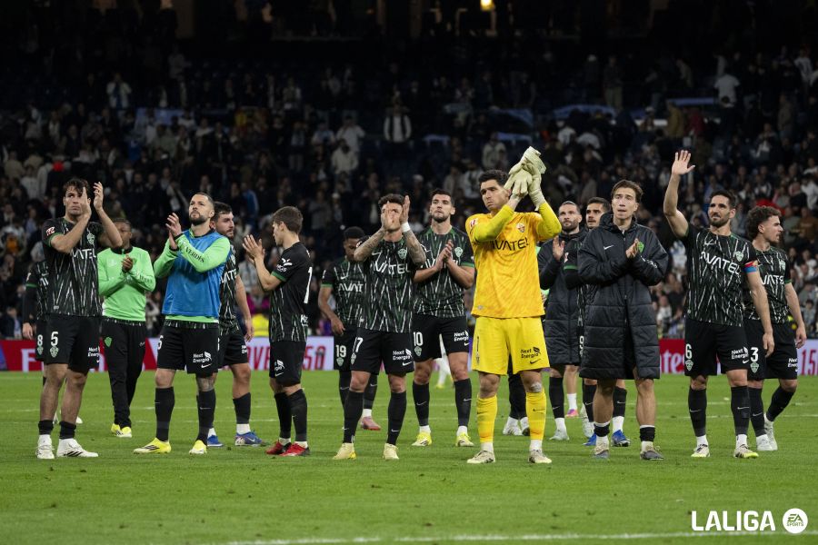 Elche: tres meses sin ganar, en descenso y a las puertas de una 'final' Elche: tres meses sin ganar, en descenso y a las puertas de una 'final'