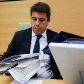 Carlos Mazón durante su comparecencia en la comisión de investigación de la dana del Congreso en noviembre último. EFE/ Zipi