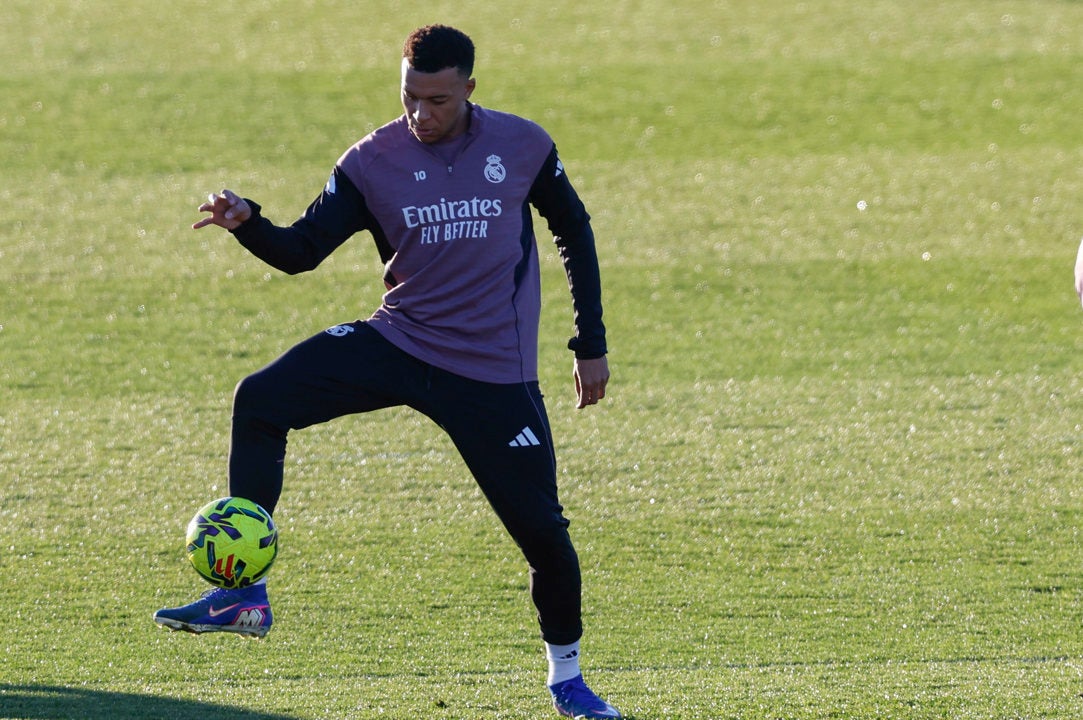 Mbabpé entra en la convocatoria para Manchester Mbabpé entra en la convocatoria para Manchester