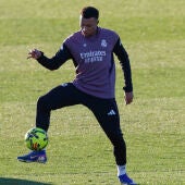 Mbabpé entra en la convocatoria para Manchester