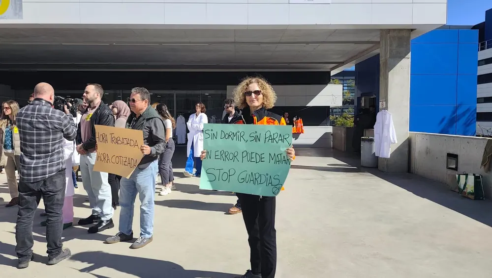 La concentración se ha llevado a cabo en el Hospital Can Misses La concentración se ha llevado a cabo en el Hospital Can Misses