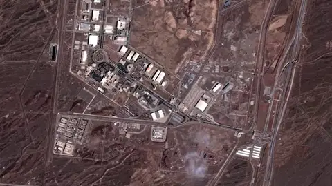 Imagen de satélite de un ataque a una instalación nuclear iraní Imagen de satélite de un ataque a una instalación nuclear iraní